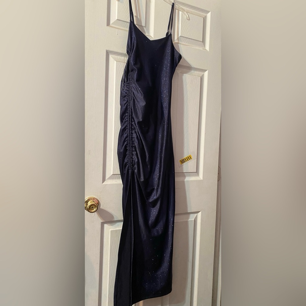 Formal /Prom Dress, Size Medium ,like new beautiful form fitted, adjustable slit